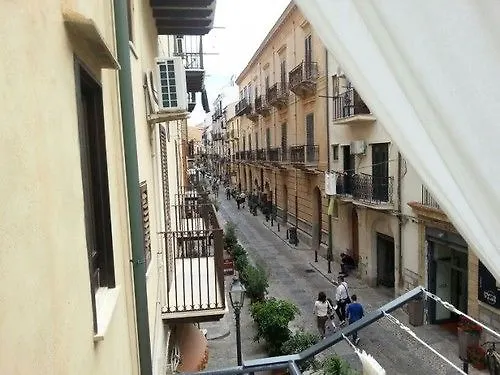 Daire Alla Marina Cefalù İtalya